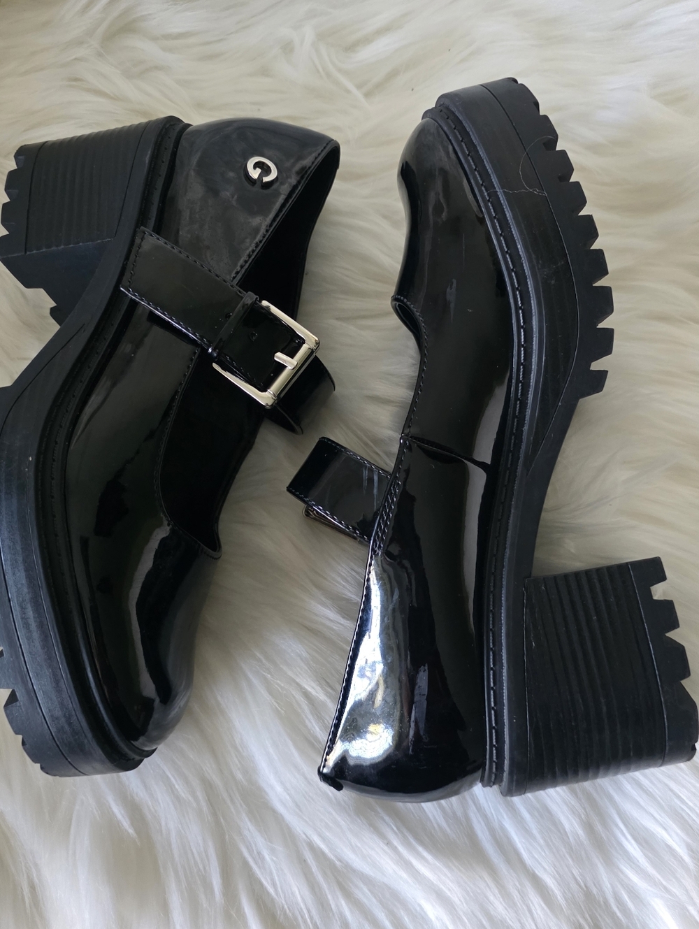 GBG Los Angeles Black Patent Leather Platform Mary Janes size 6 1/2 - Picture 3 of 10